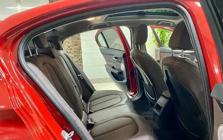 BMW 1 серия, 2021 год, 1 590 000 рублей, 14 фотография