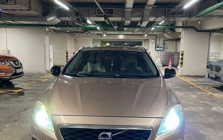 Volvo V40 Cross Country I, 2013 год, 1 650 000 рублей, 1 фотография