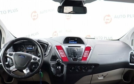 Ford Tourneo Custom I рестайлинг, 2017 год, 2 299 000 рублей, 9 фотография