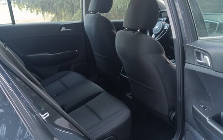 KIA Sportage IV рестайлинг, 2020 год, 2 400 000 рублей, 10 фотография