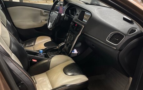 Volvo V40 Cross Country I, 2013 год, 1 650 000 рублей, 5 фотография