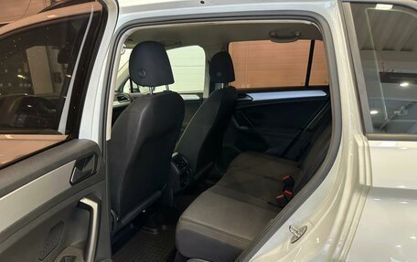 Volkswagen Tiguan II, 2018 год, 2 229 000 рублей, 18 фотография