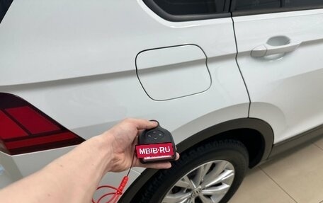 Volkswagen Tiguan II, 2018 год, 2 229 000 рублей, 25 фотография