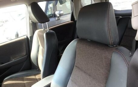 Honda Fit Shuttle I рестайлинг, 2013 год, 899 000 рублей, 12 фотография