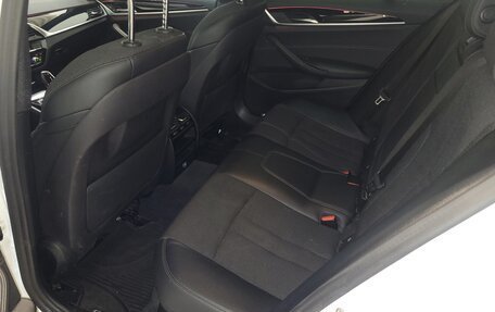 BMW 5 серия, 2019 год, 2 460 000 рублей, 12 фотография