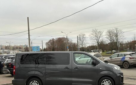 Opel Zafira Life I, 2021 год, 2 800 000 рублей, 8 фотография