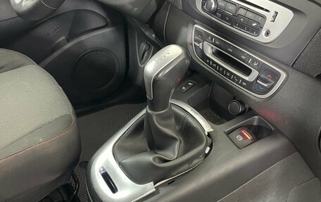 Renault Scenic III, 2012 год, 691 000 рублей, 17 фотография