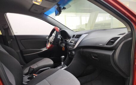 Hyundai Solaris II рестайлинг, 2014 год, 700 000 рублей, 13 фотография