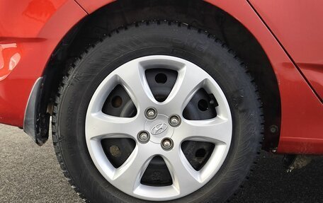 Hyundai Solaris II рестайлинг, 2014 год, 700 000 рублей, 22 фотография