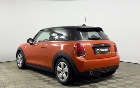 MINI Hatch, 2019 год, 1 985 900 рублей, 2 фотография