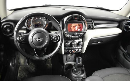 MINI Hatch, 2019 год, 1 985 900 рублей, 6 фотография