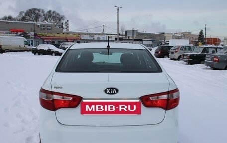 KIA Rio III рестайлинг, 2013 год, 939 000 рублей, 5 фотография
