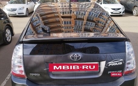 Toyota Prius, 2006 год, 800 000 рублей, 4 фотография