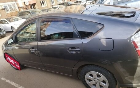 Toyota Prius, 2006 год, 800 000 рублей, 3 фотография