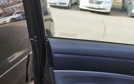 Toyota Prius, 2006 год, 800 000 рублей, 25 фотография