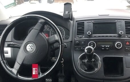 Volkswagen Multivan T5, 2009 год, 1 550 000 рублей, 6 фотография