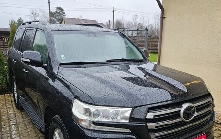 Toyota Land Cruiser 200, 2016 год, 5 500 000 рублей, 1 фотография