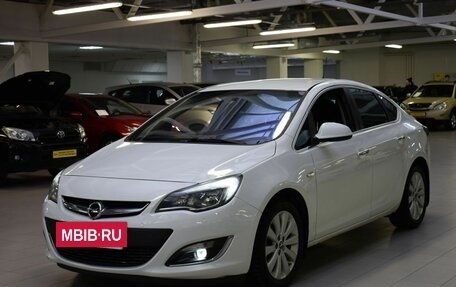 Opel Astra J, 2013 год, 750 000 рублей, 3 фотография