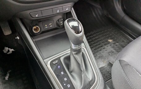 Hyundai Solaris II рестайлинг, 2017 год, 1 165 000 рублей, 3 фотография