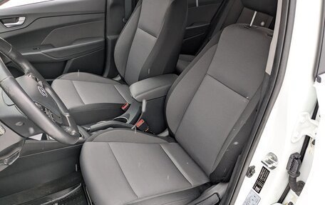 Hyundai Solaris II рестайлинг, 2017 год, 1 165 000 рублей, 11 фотография