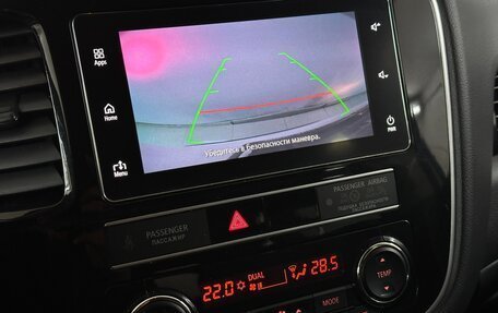 Mitsubishi Outlander III рестайлинг 3, 2019 год, 2 490 000 рублей, 7 фотография