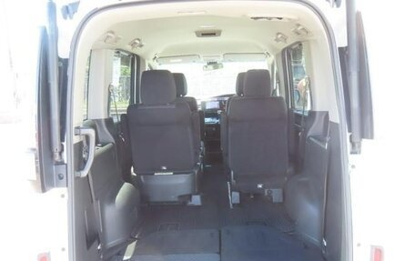 Honda Stepwgn IV, 2016 год, 1 615 000 рублей, 6 фотография