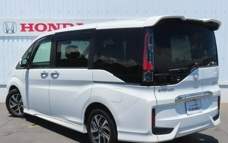 Honda Stepwgn IV, 2016 год, 1 615 000 рублей, 8 фотография