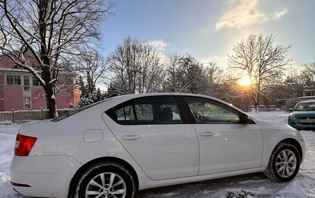 Skoda Octavia, 2018 год, 1 500 000 рублей, 3 фотография