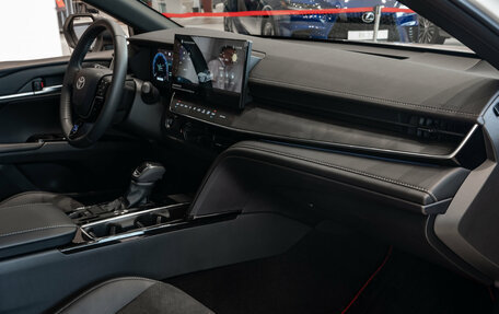 Toyota Camry, 2025 год, 4 990 000 рублей, 19 фотография