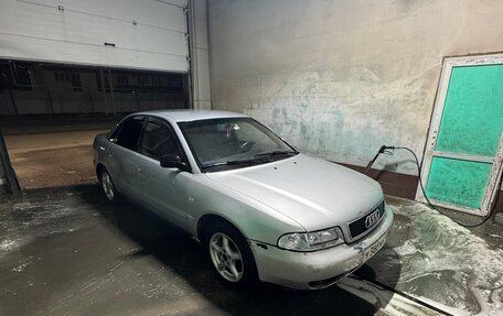 Audi A4, 1998 год, 250 000 рублей, 4 фотография