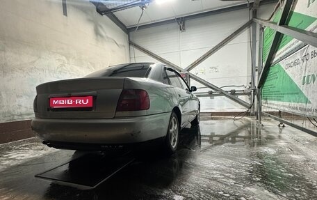 Audi A4, 1998 год, 250 000 рублей, 5 фотография