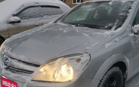 Opel Astra J, 2013 год, 825 000 рублей, 2 фотография