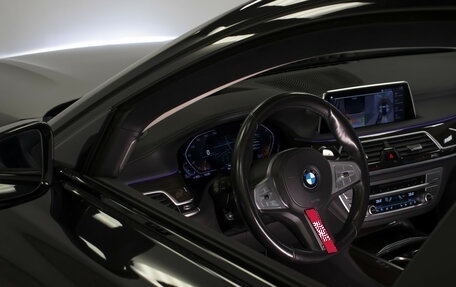 BMW 7 серия, 2021 год, 6 000 000 рублей, 27 фотография