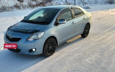 Toyota Belta, 2010 год, 630 000 рублей, 2 фотография