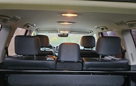 Toyota Land Cruiser 200, 2016 год, 5 500 000 рублей, 6 фотография