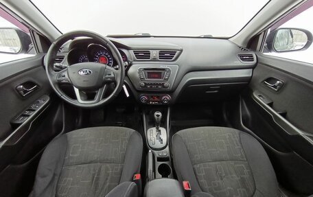 KIA Rio III рестайлинг, 2013 год, 840 000 рублей, 26 фотография