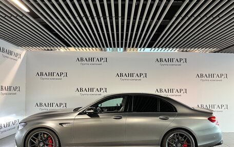 Mercedes-Benz E-Класс AMG, 2018 год, 5 990 000 рублей, 3 фотография