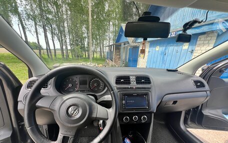 Volkswagen Polo VI (EU Market), 2013 год, 850 000 рублей, 18 фотография