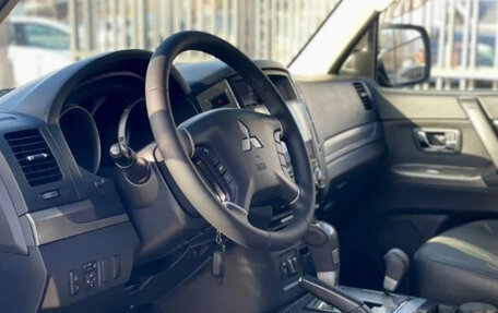 Mitsubishi Pajero IV, 2015 год, 2 900 000 рублей, 6 фотография