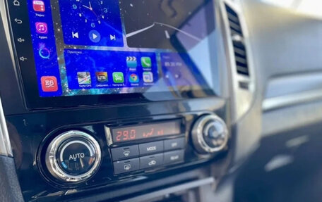 Mitsubishi Pajero IV, 2015 год, 2 900 000 рублей, 8 фотография