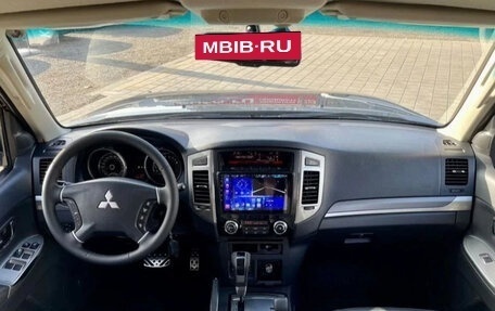 Mitsubishi Pajero IV, 2015 год, 2 900 000 рублей, 9 фотография