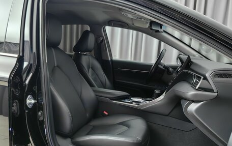 Toyota Camry, 2021 год, 3 099 000 рублей, 6 фотография