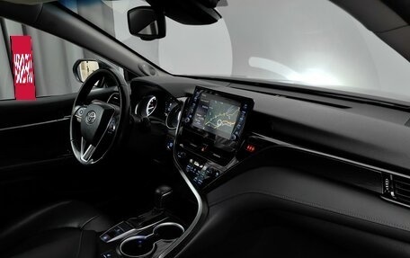 Toyota Camry, 2021 год, 3 099 000 рублей, 11 фотография