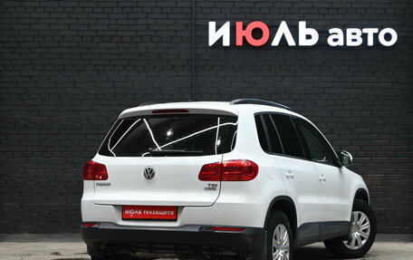 Volkswagen Tiguan I, 2015 год, 1 300 000 рублей, 6 фотография