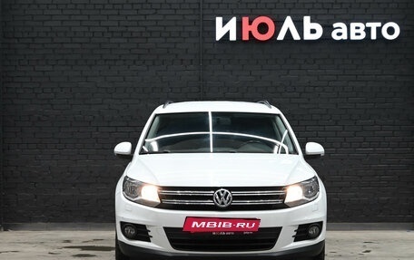 Volkswagen Tiguan I, 2015 год, 1 300 000 рублей, 2 фотография