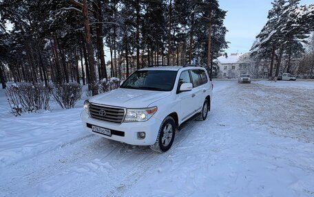 Toyota Land Cruiser 200, 2012 год, 2 850 000 рублей, 2 фотография