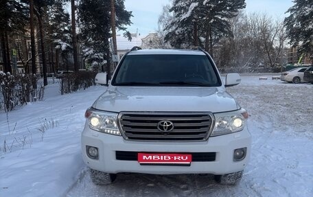 Toyota Land Cruiser 200, 2012 год, 2 850 000 рублей, 1 фотография