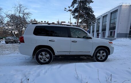 Toyota Land Cruiser 200, 2012 год, 2 850 000 рублей, 8 фотография