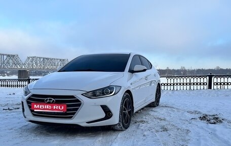 Hyundai Elantra VI рестайлинг, 2017 год, 1 400 000 рублей, 2 фотография