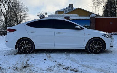 Hyundai Elantra VI рестайлинг, 2017 год, 1 400 000 рублей, 7 фотография